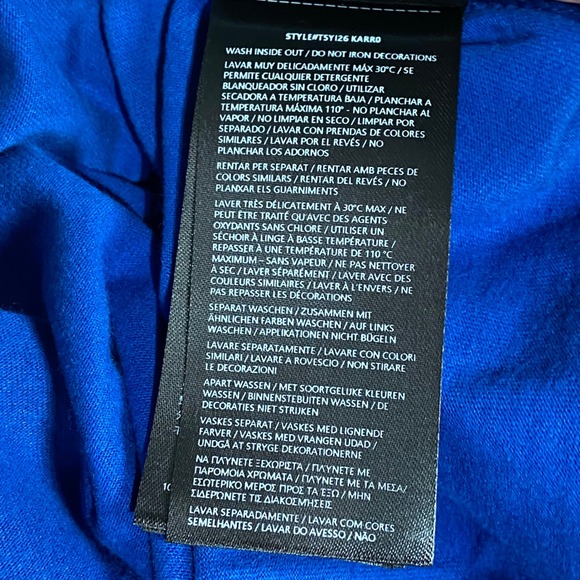 GUESS Los Angeles Men's M Blue Maya Chenille Triangle Logo T-Shirt Crew Neck NWT - Picture 6 of 7